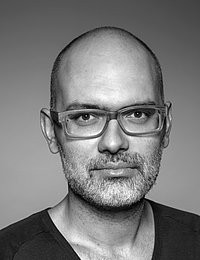 Fotoportrait des Regisseurs Ramin Anaraki