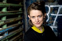 Fotoportrait der Schauspielerin und Musikerin Lucie Mackert